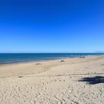 מלון Playa 3*